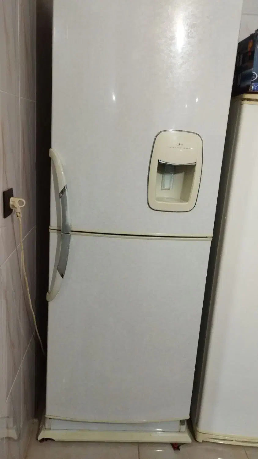 یخچال تمام فریزر و یخچال دو در|یخچال و فریزر|هرسین, |دیوار