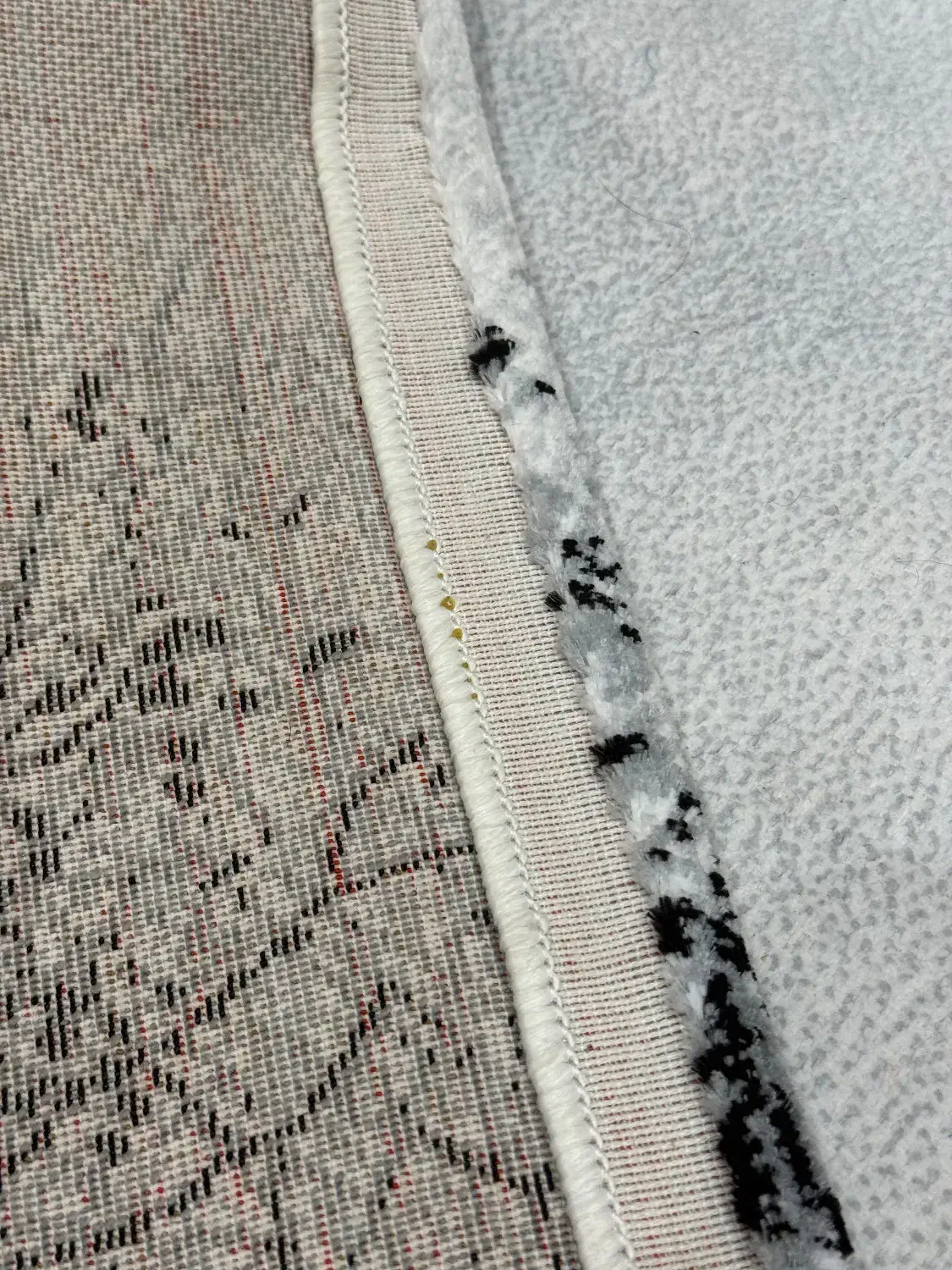 فرش چهار متری|فرش|کرج, فاز ۳ گوهردشت|دیوار