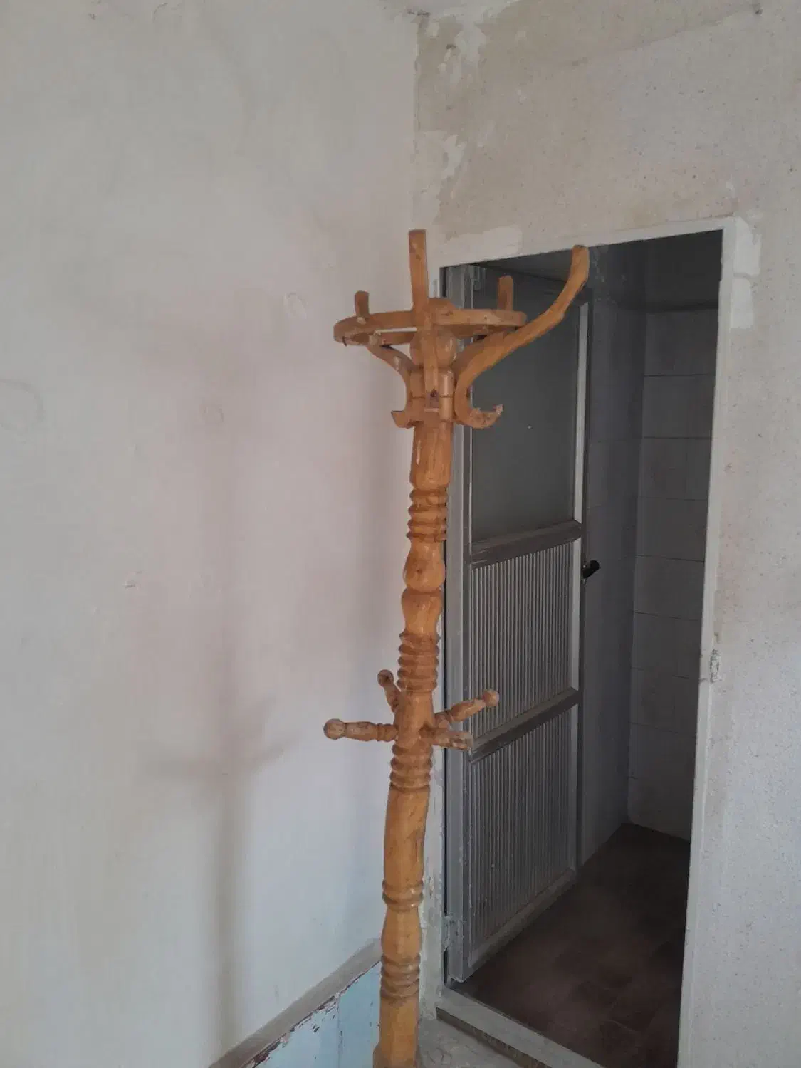 رخت آویز قدیمی|بندرخت و رخت‌آویز|تبریز, |دیوار