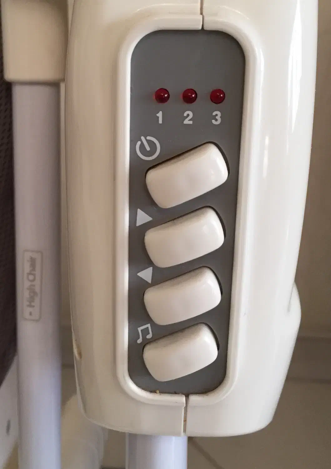 صندلی غذا و تاب برقی برند مامالاور سنگاپور|اسباب و اثاث بچه|مشهد, سجاد شهر|دیوار