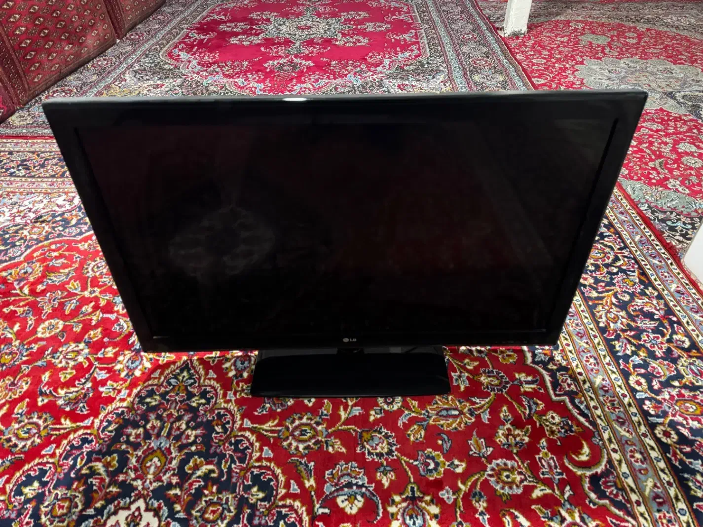 تلویزیون|تلویزیون و پروژکتور|تاکستان, |دیوار