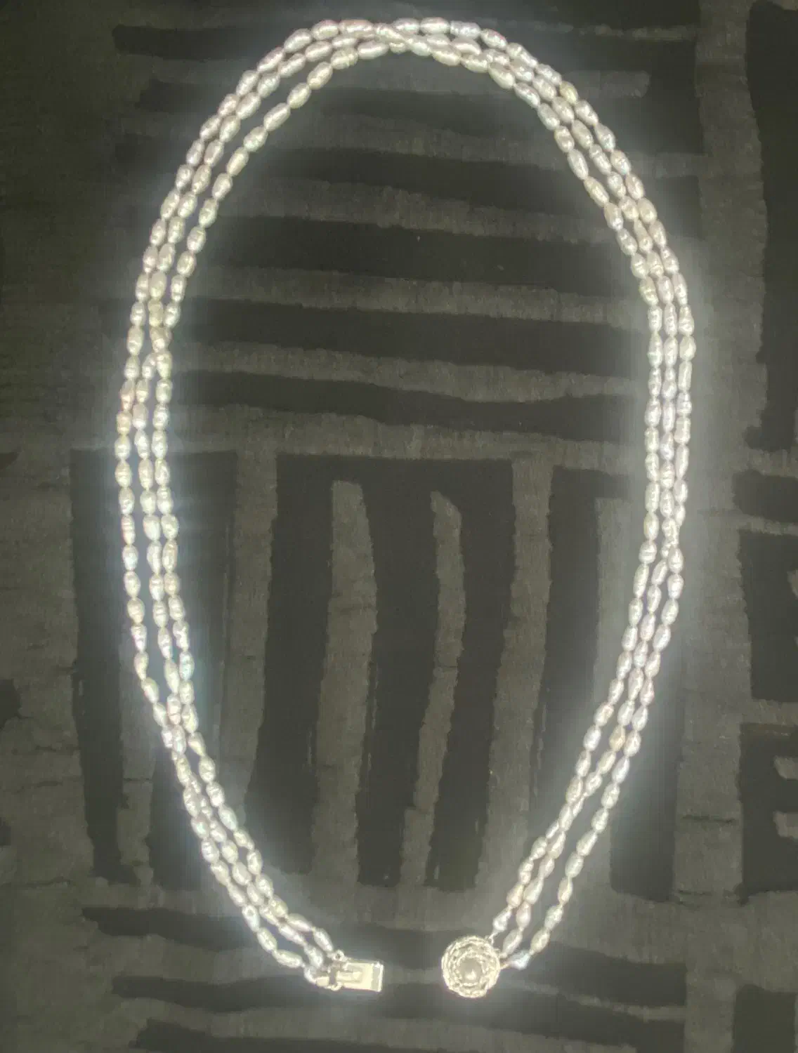 گردنبندمرواریدنقره ای سه رج اصل|جواهرات|تهران, آسمان|دیوار