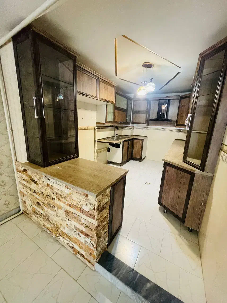 آپارتمان ۸۸ متری نیرو هوایی اندیشه املاک جوادپور|فروش آپارتمان|تبریز, |دیوار