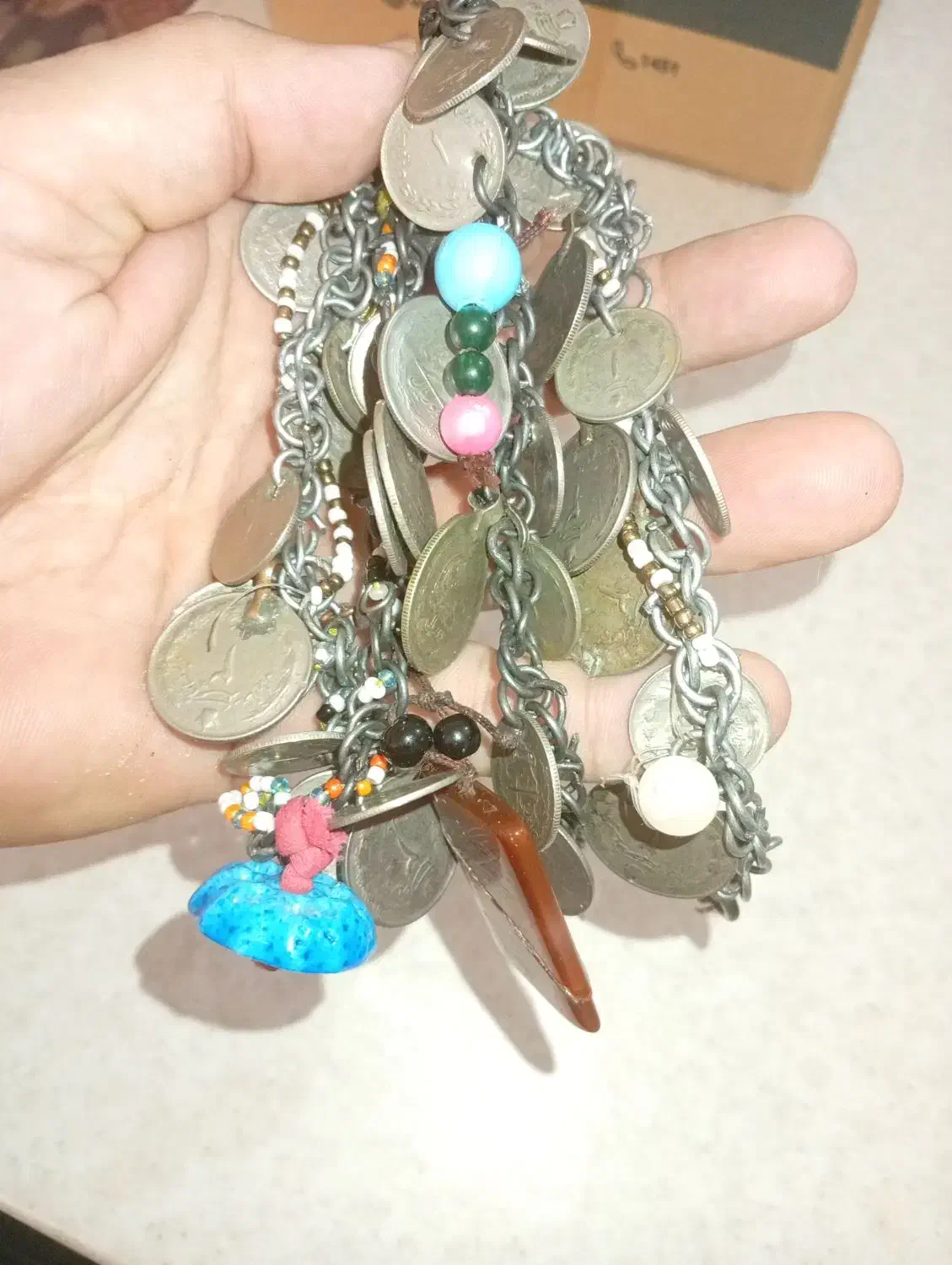 گردنبند سکه شاهی|جواهرات|اصفهان, کوی ولی عصر|دیوار