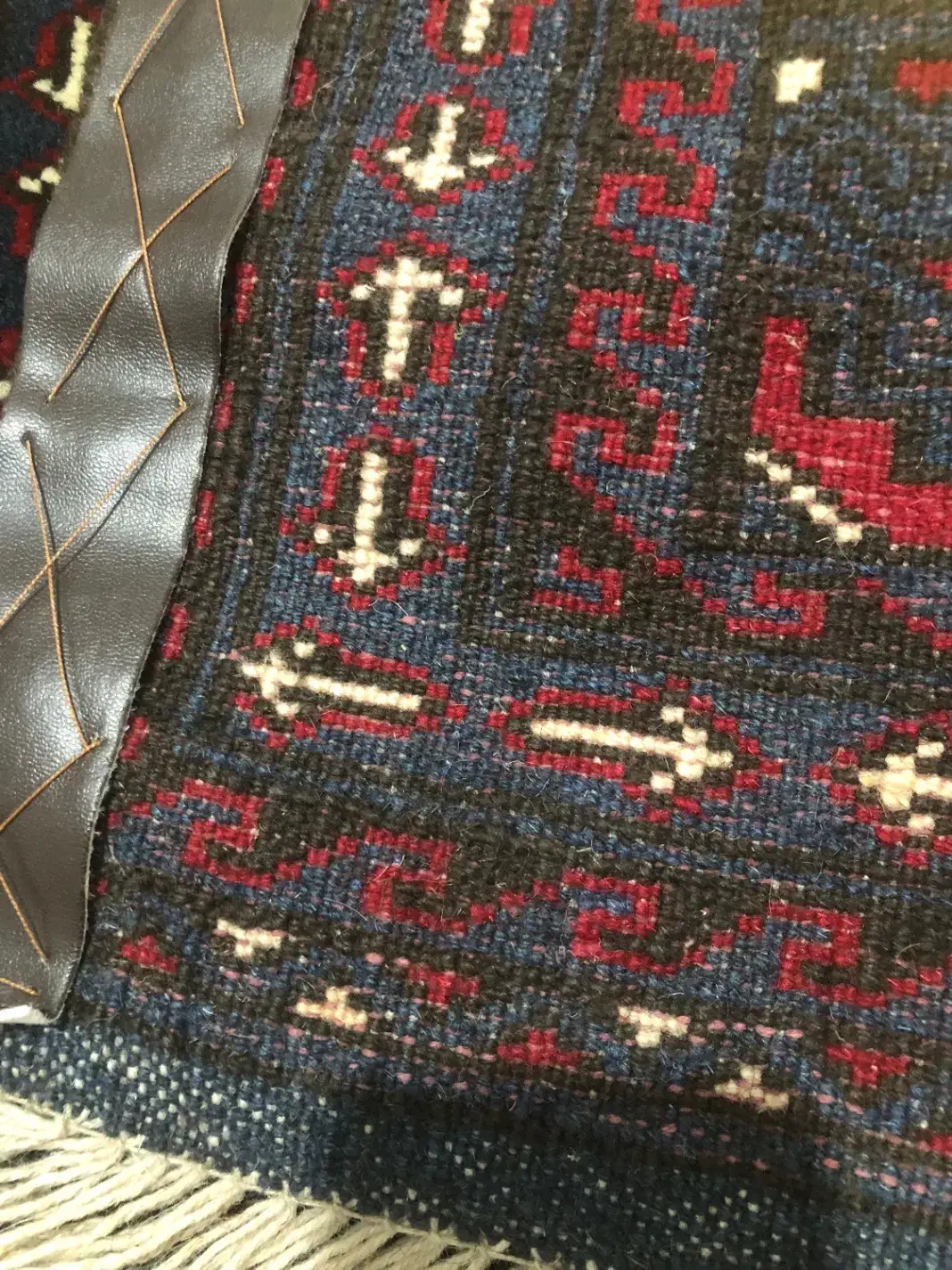 قالیچه دست بافت گنبد|فرش|فردیس, سپید دشت|دیوار