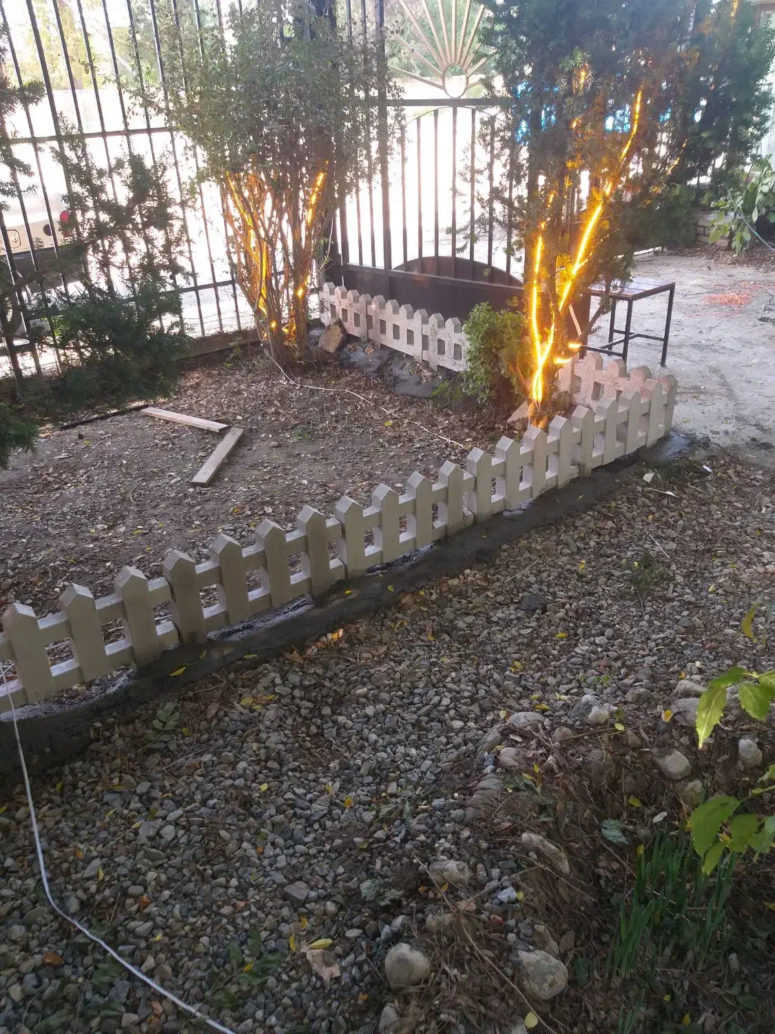 چیدمان انواع جدول نرده دورباغچه.بارنگ.تضعینی.وسایر|خدمات پیشه و مهارت|گرگان, |دیوار