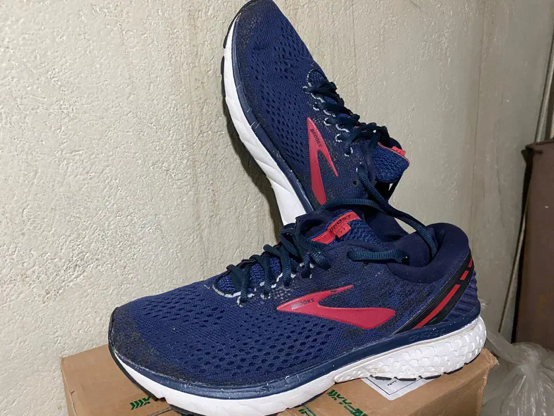 کتونی بروکس اورجینال|کیف، کفش، کمربند|تهران, آهنگ|دیوار