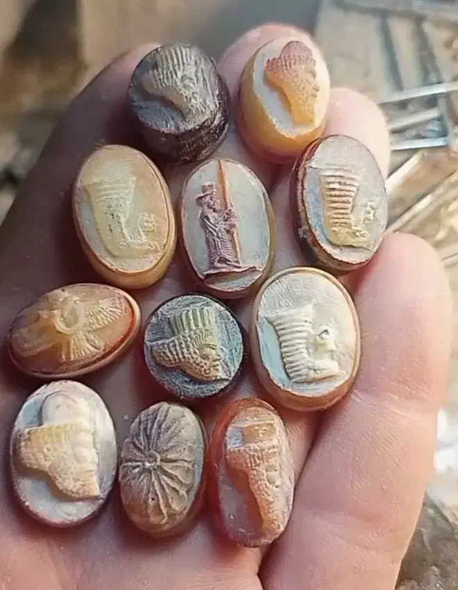 شمایل|کلکسیون اشیاء عتیقه|قزوین, |دیوار