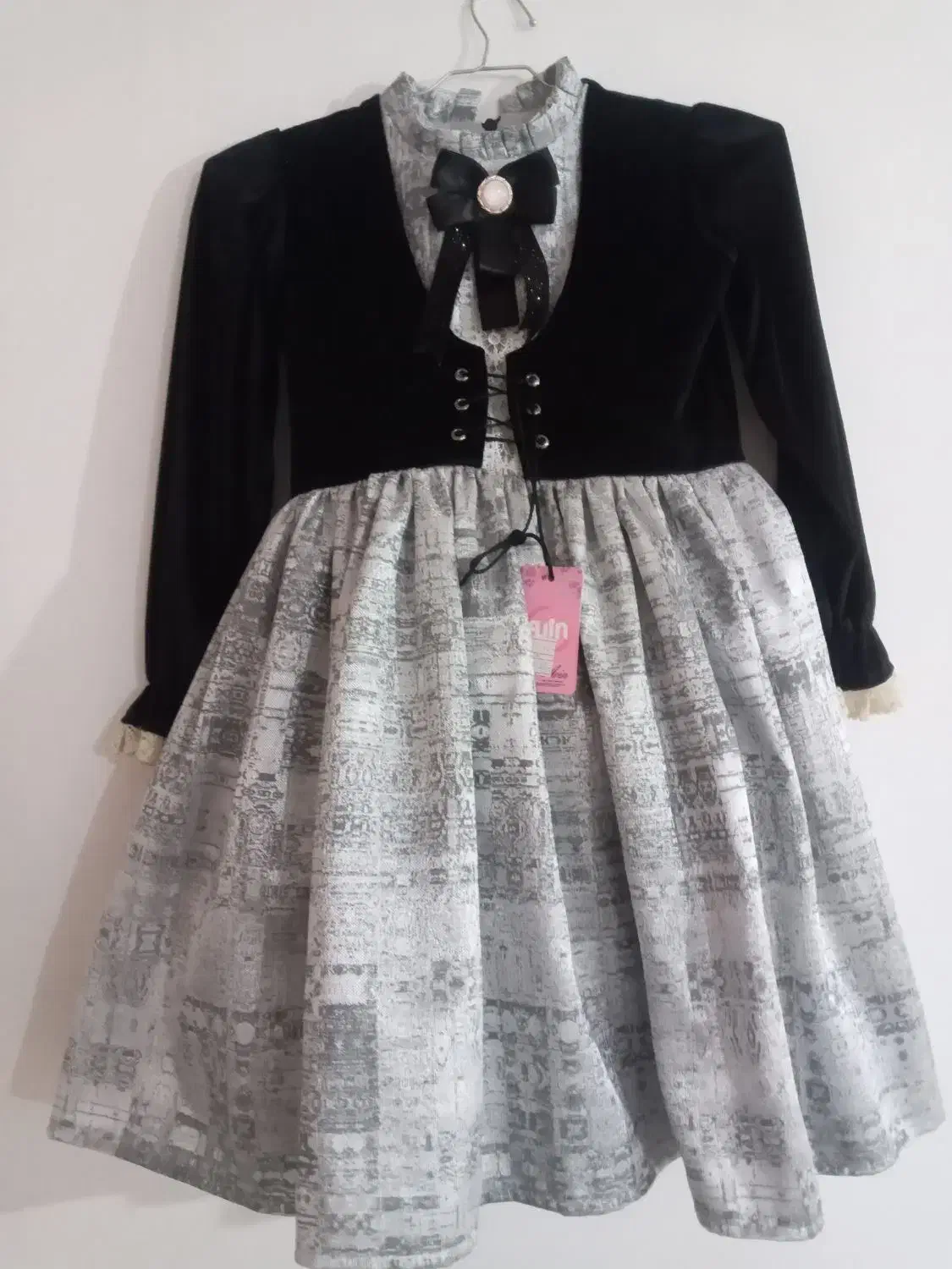 لباس مجلسی|لباس|نورآباد, |دیوار