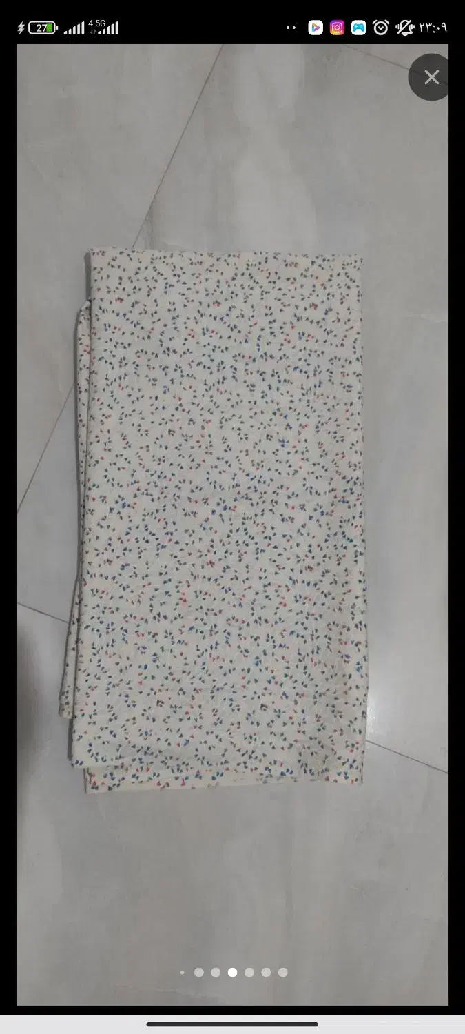 پارچه|لباس|شیراز, گل سرخ|دیوار