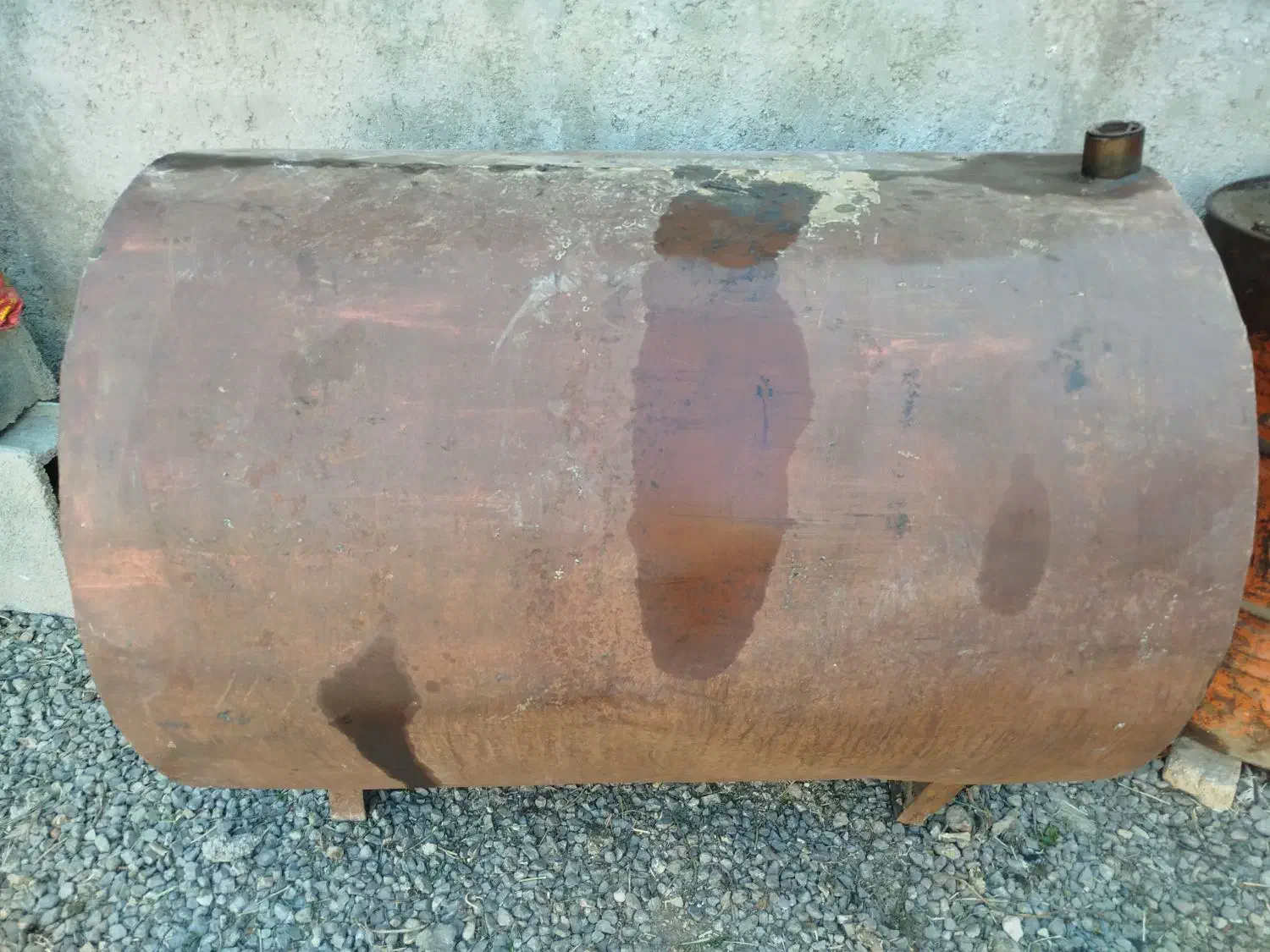 تانکر آهنی|ابزارآلات|کنگاور, |دیوار