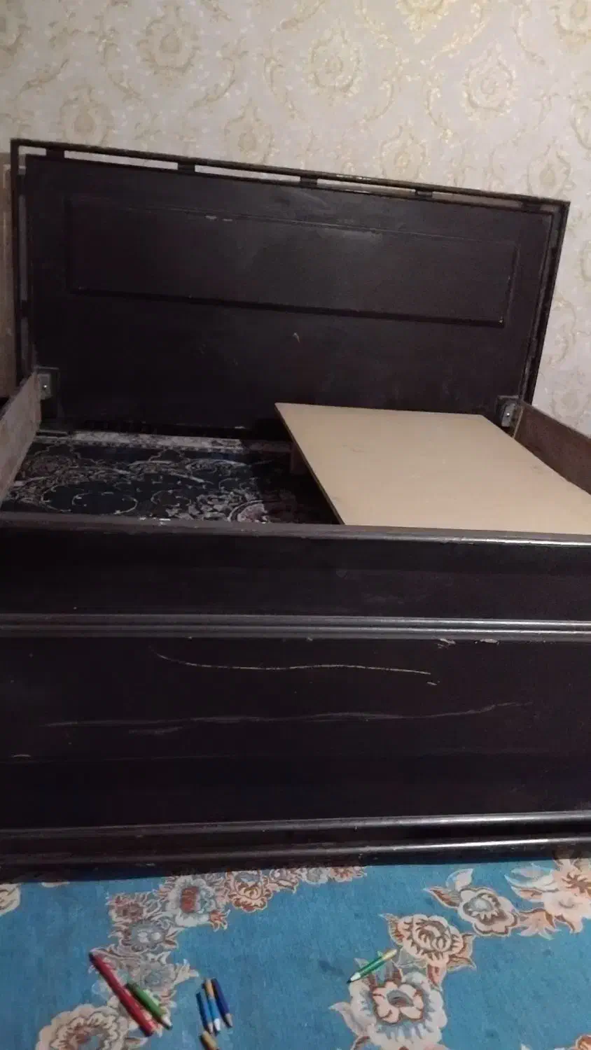 وسایل|تخت و صندلی بچه|تبریز, |دیوار