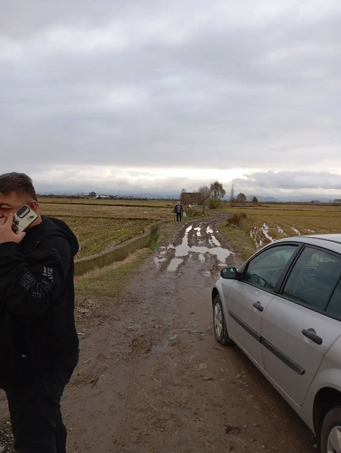 زمین ۴هکتاری جای خوب و موقعیت خوب|فروش زمین و ملک کلنگی|دابودشت, |دیوار