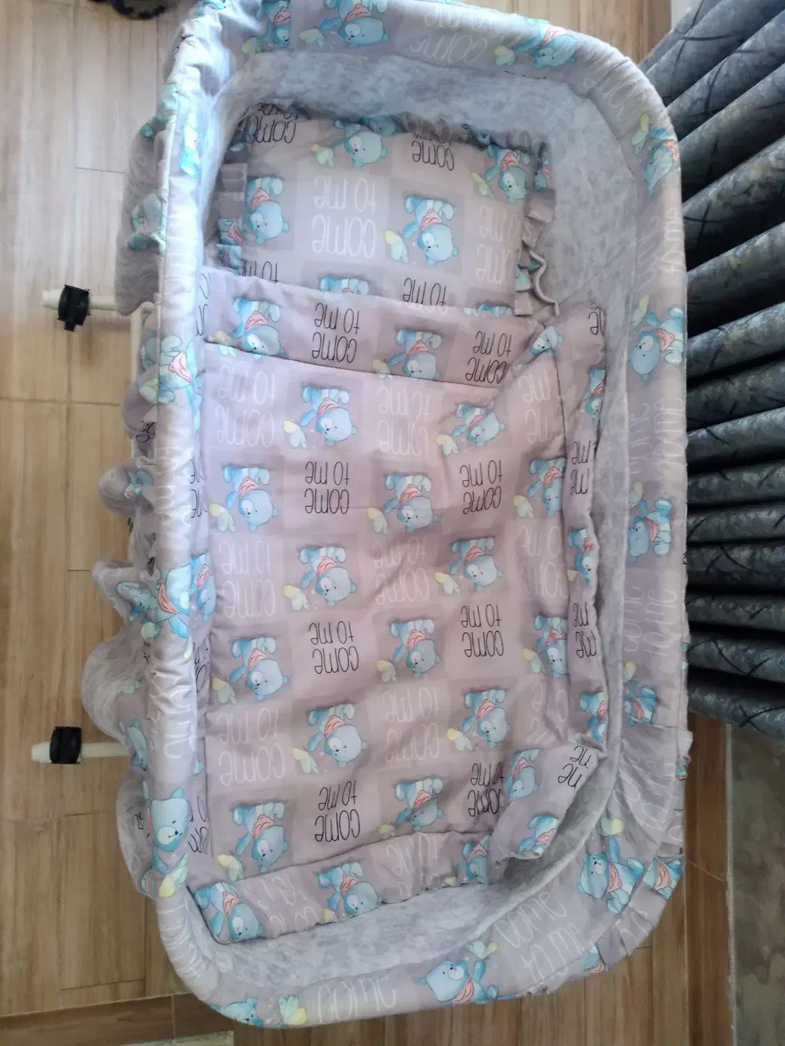 گه وا ره|تخت و صندلی بچه|سنندج, |دیوار