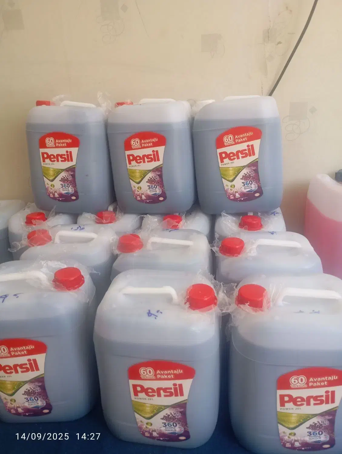 مایع ظرف شویی و لباس شویی پرسیل ۱۰ لیتری|مواد شوینده و دستمال کاغذی|تهران, جیحون|دیوار