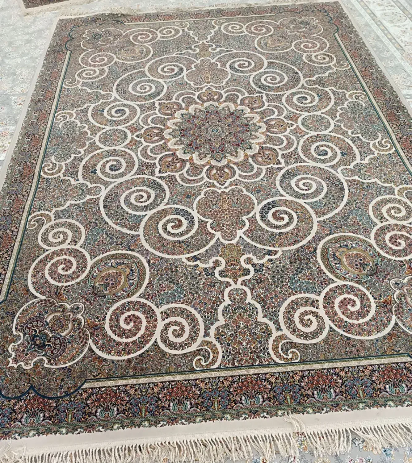 دوتخته فرش ۹ متری ۱۰۰۰ شانه|فرش|ایلام, |دیوار