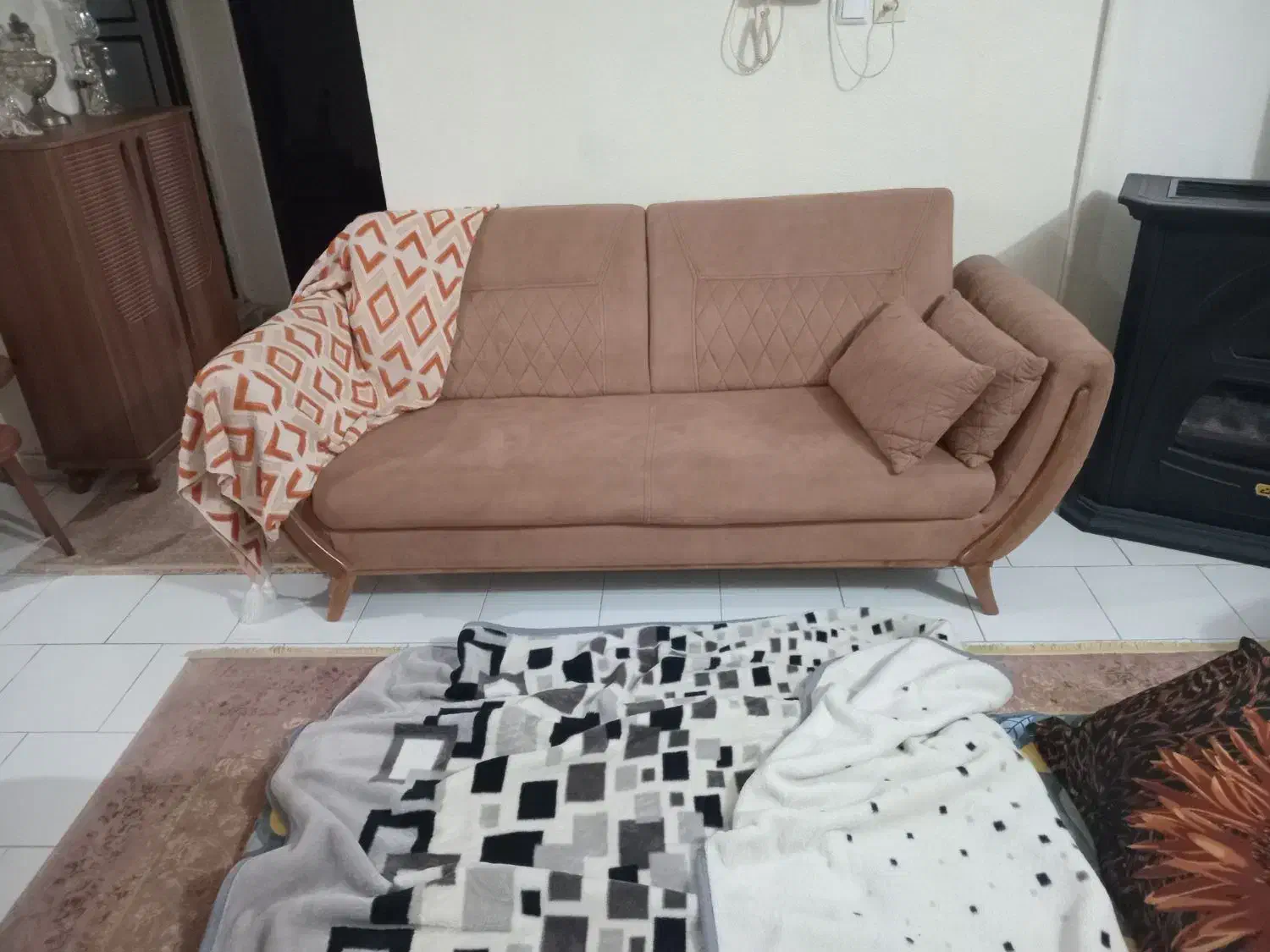 مبل راحتی 7نفره|مبلمان خانگی و میز عسلی|شاهین‌شهر, طالقانی|دیوار