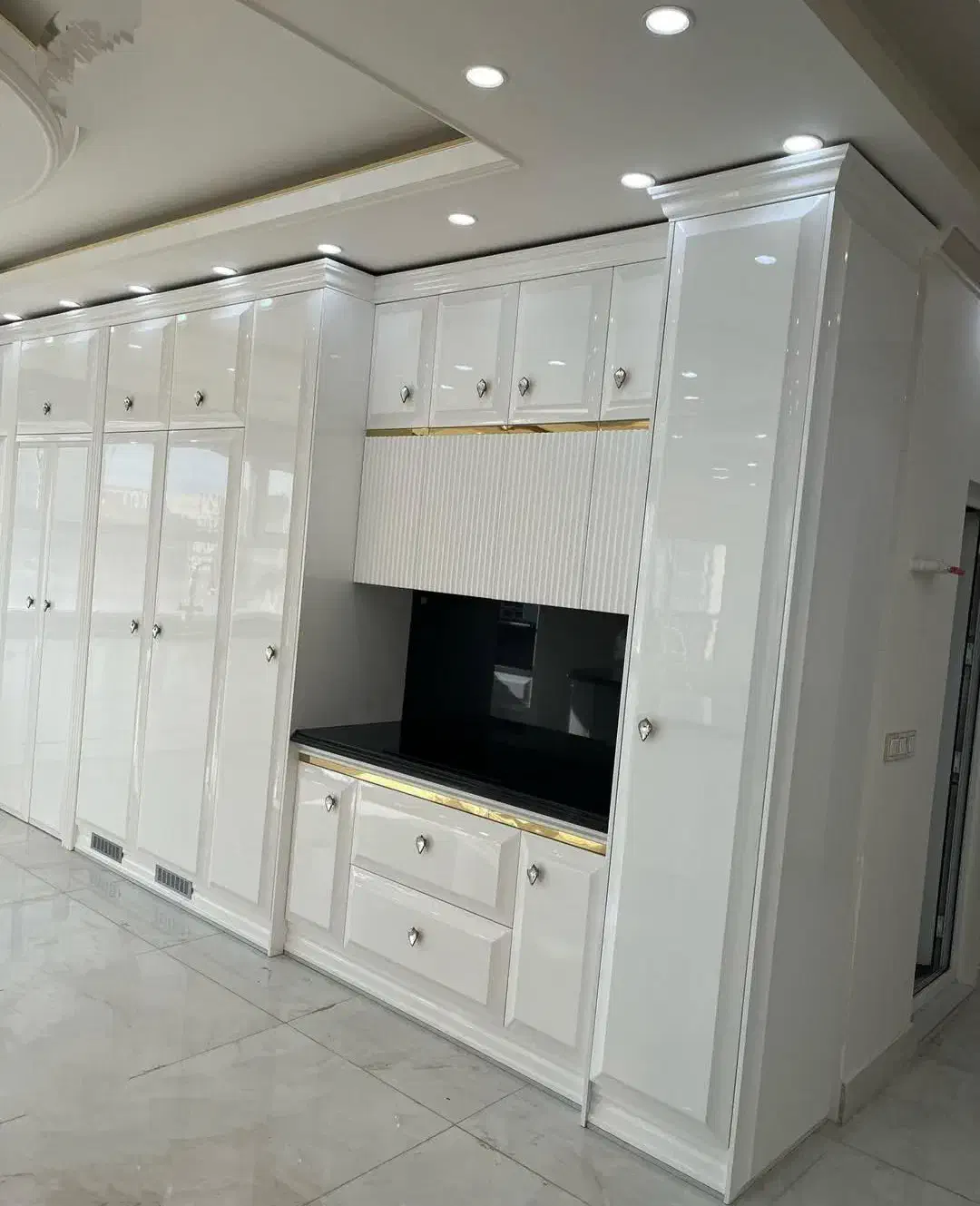 250متر/سه خواب/کلید نخورده/سازمان برنامه شمالی|اجارهٔ آپارتمان|تهران, سازمان برنامه شمالی|دیوار