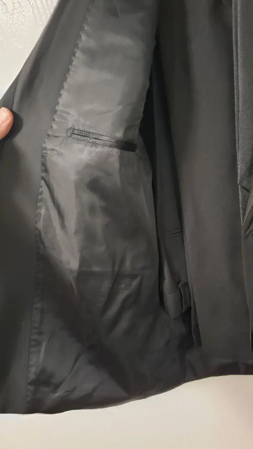 کت وشلوار|لباس|قدس, شهرقدس|دیوار