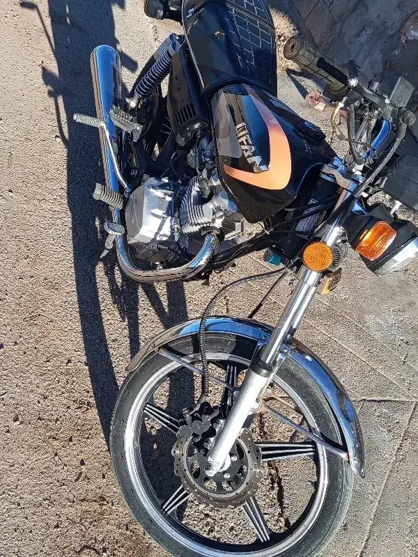 ۱۲۵لیفان استارتی|موتورسیکلت|زرند, |دیوار