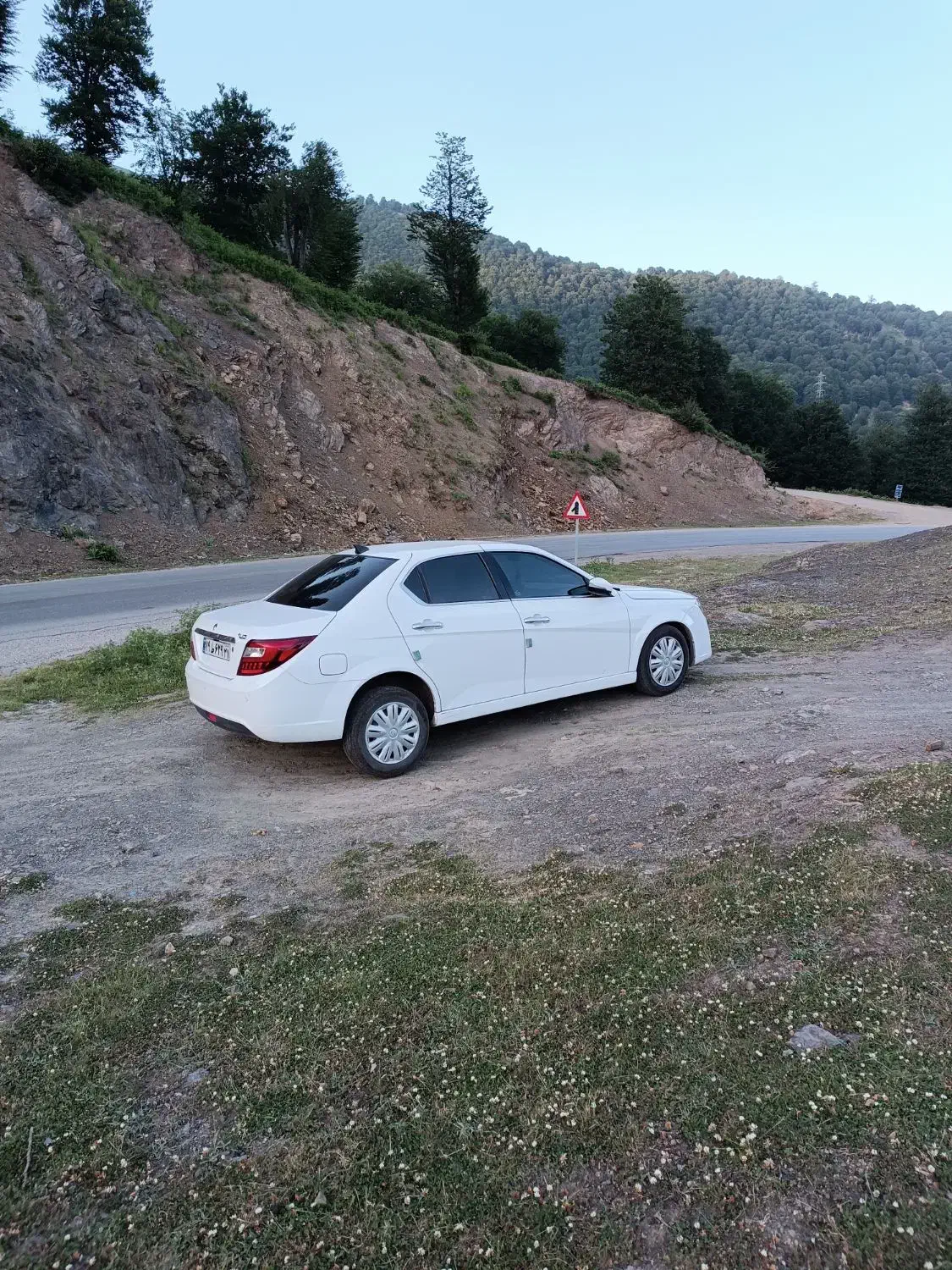 دنا پلاس 5دنده ef7 مدل 402|خودرو سواری و وانت|صفادشت, |دیوار