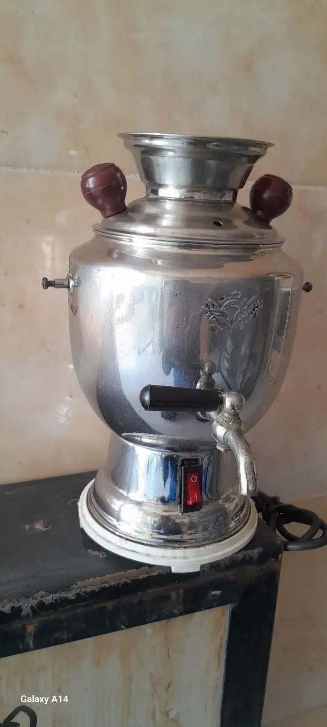 سماور برقی نقلی|سماور، چای‌ساز، قهوه‌ساز|قائن, |دیوار