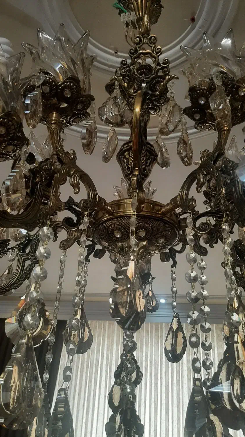 یک جفت لوستر برنز|لوستر و چراغ آویز|اراک, |دیوار