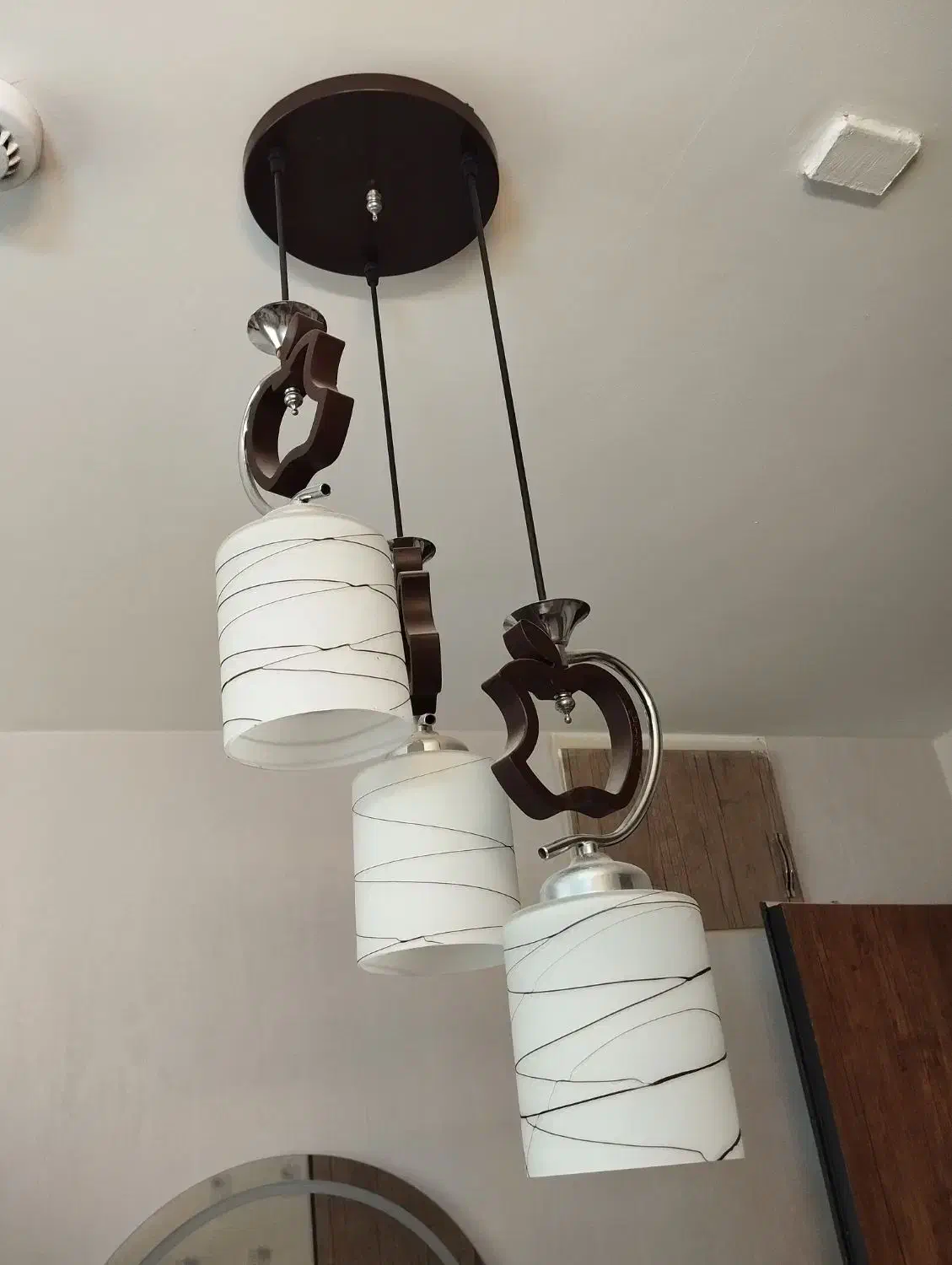 لامپ آویز|لوستر و چراغ آویز|شیراز, کلاهدوز|دیوار