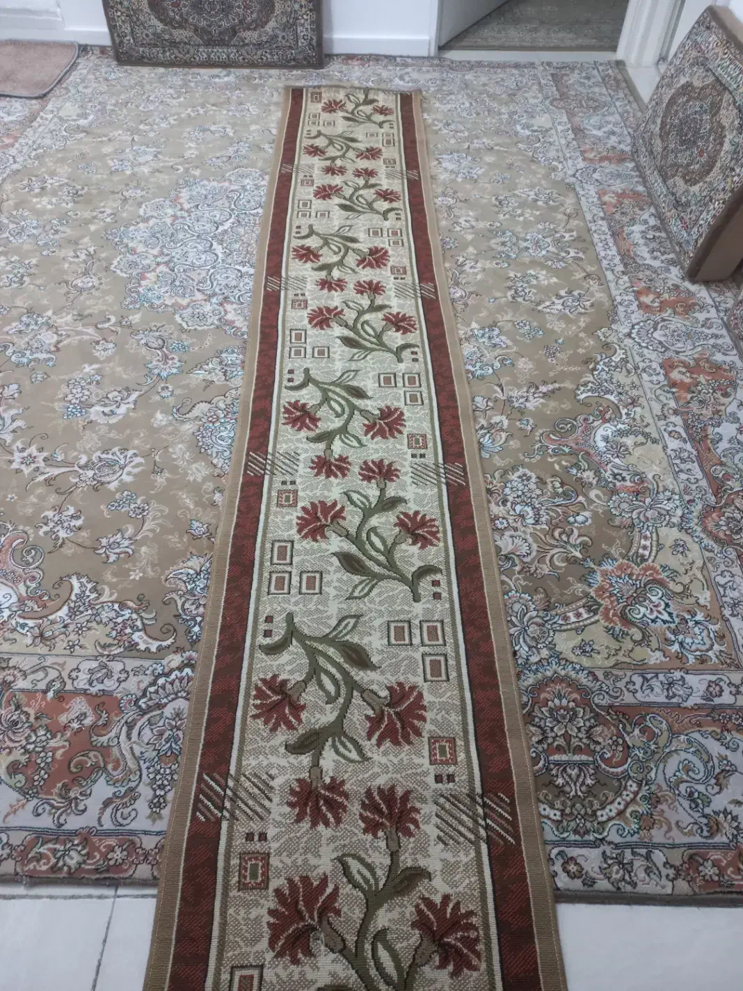 کناره فرش نو نو|فرش|کرمانشاه, |دیوار