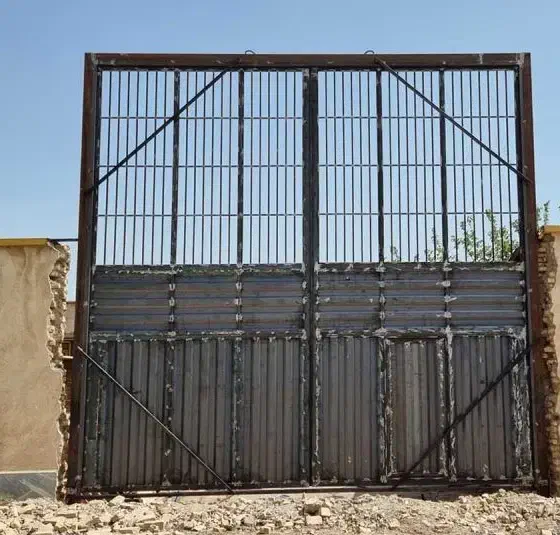 جوشکار اسکلت سوله آهنگرساخت پنجره حفاظ نرده قفسه|خدمات پیشه و مهارت|خاوران, |دیوار