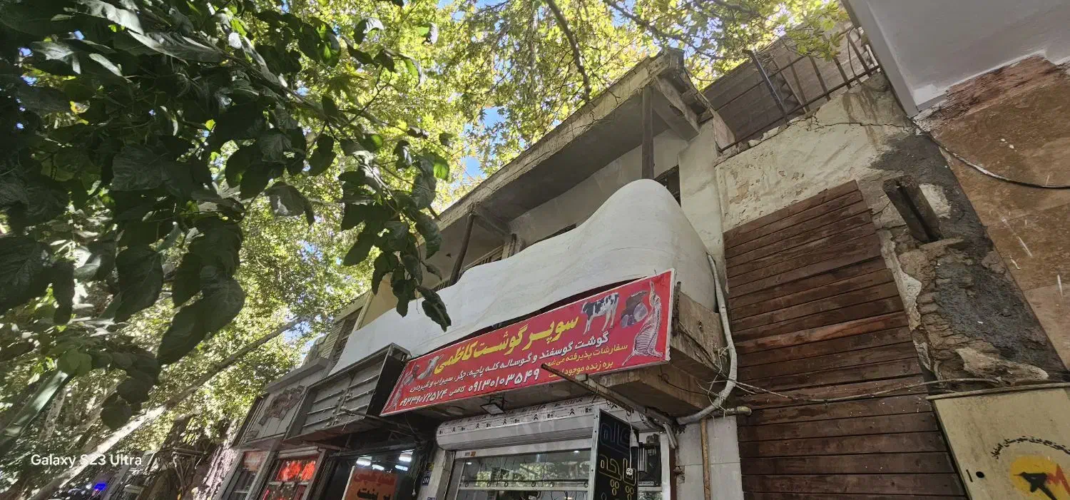 50متری بالا سر مغازه شیخ بهایی مناسب مجردی|اجارهٔ آپارتمان|اصفهان, شاهزاده ابراهیم|دیوار