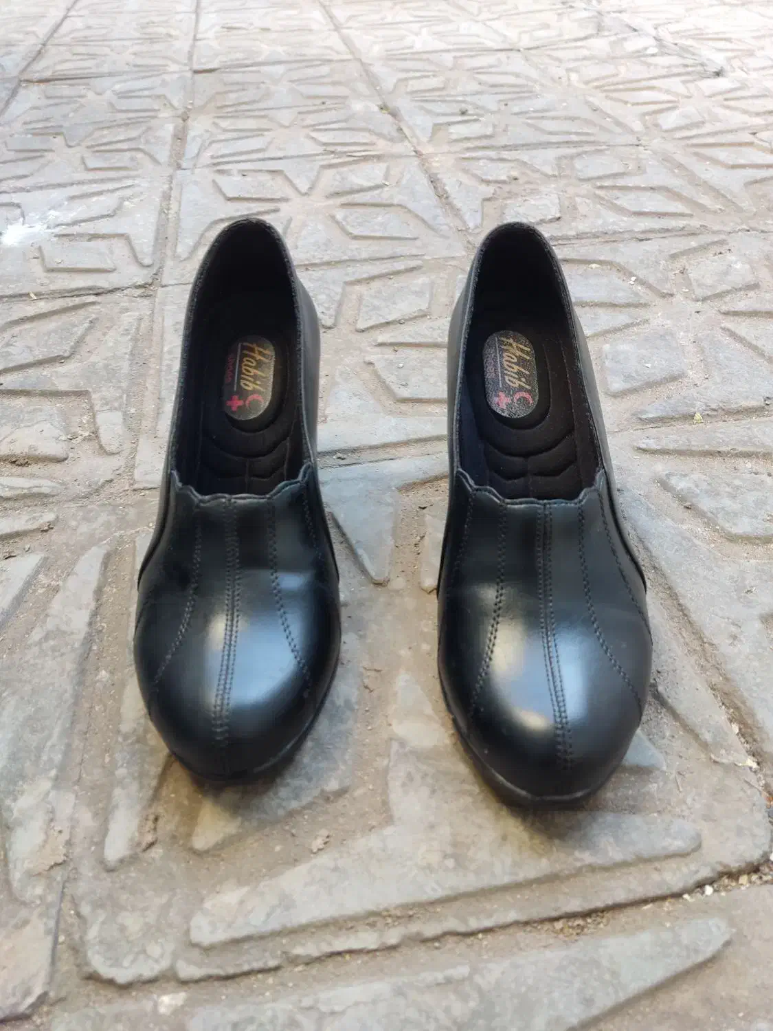 تعدادی کفش زنانه، مردانه ، بچگانه|کیف، کفش، کمربند|کرمان, |دیوار