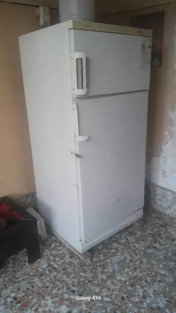 یه یخچال تمیز بفروش می رسد|یخچال و فریزر|اوز, |دیوار