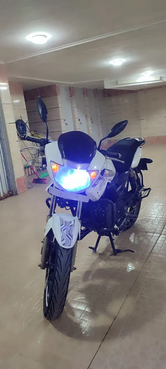 آپاچی 180 فروش فوری|موتورسیکلت|اهواز, کمپلو شمالی|دیوار