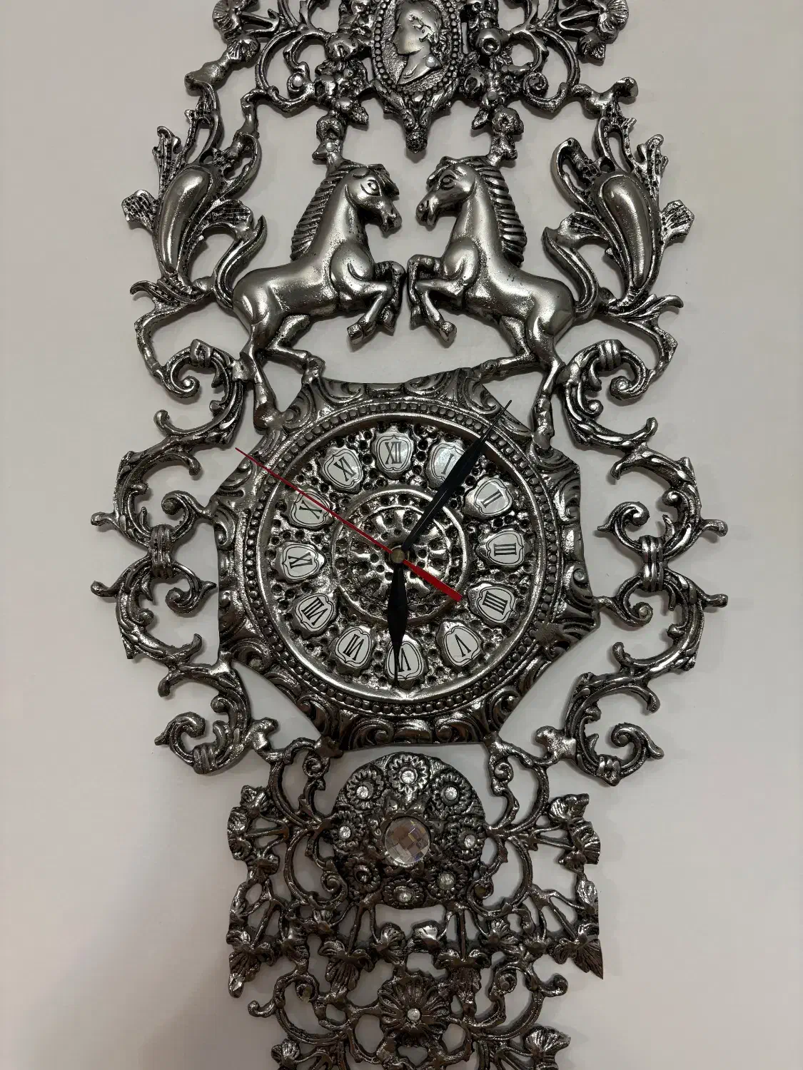 ساعت دیواری|ساعت دیواری و تزئینی|میانه, |دیوار