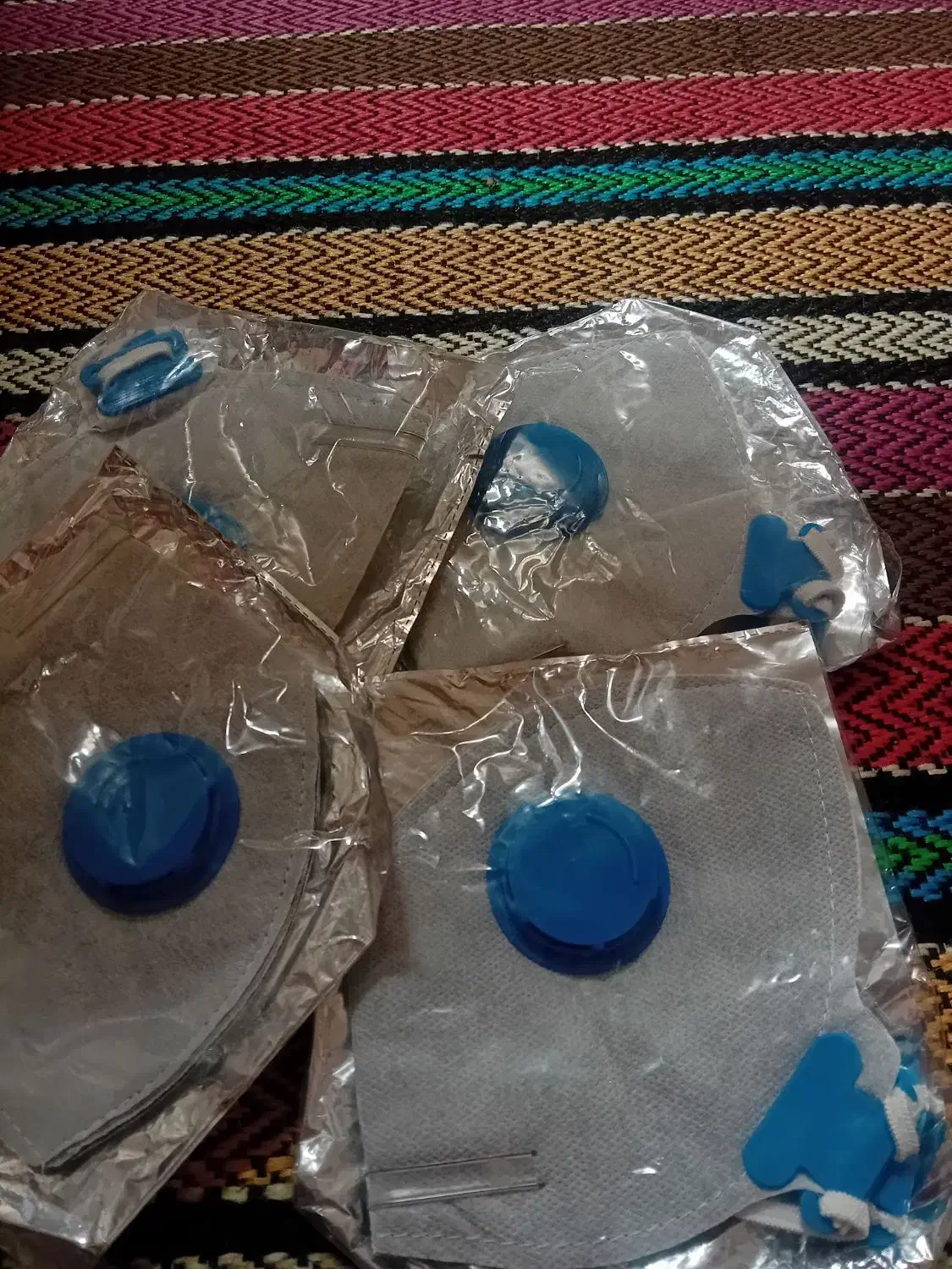 تعدادی ماسک فیلتر دار|آرایشی، بهداشتی، درمانی|سبزوار, باهنر|دیوار