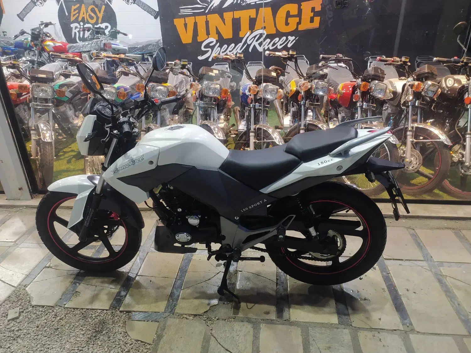 موتورصفرکیلومتروکارکرده|موتورسیکلت|بروجرد, |دیوار