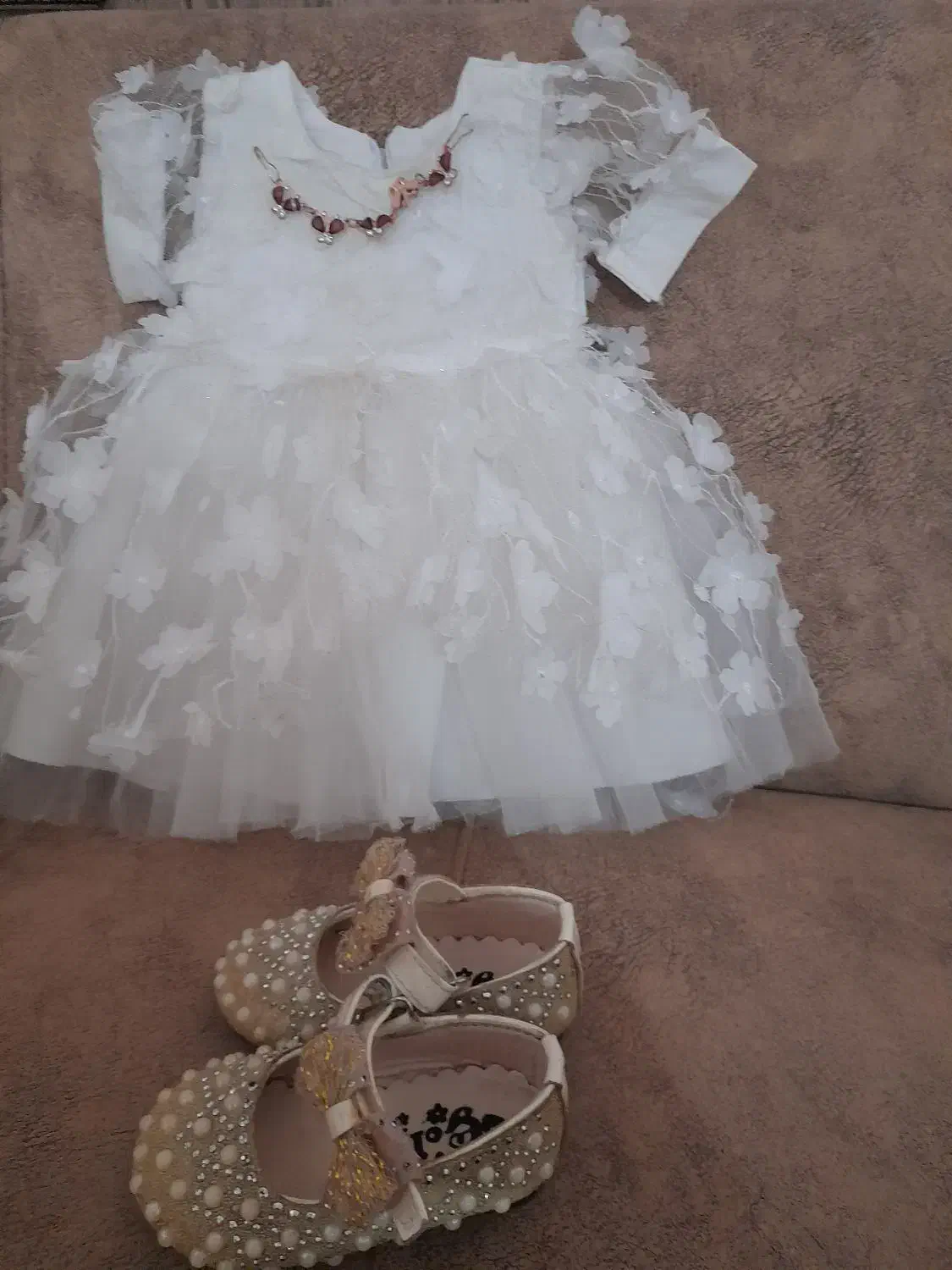 لباس بچه|لباس|بروجرد, |دیوار