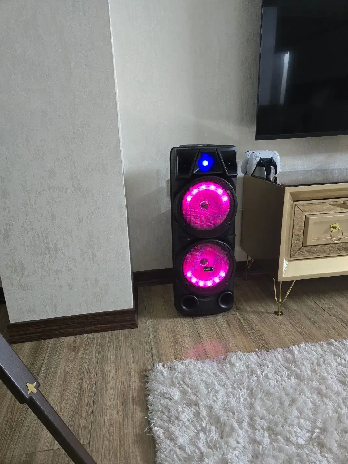 اسپیکر شارژی|سیستم صوتی خانگی|رباطکریم, رباطکریم|دیوار