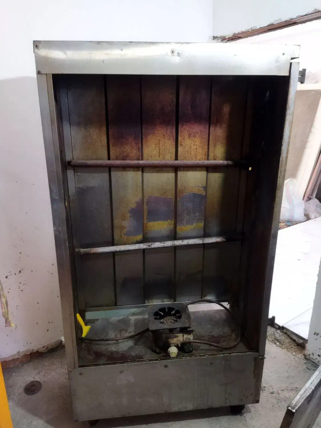 وسایل ساندویجی فروشی فوری پول لازم|کافیشاپ و رستوران|آشخانه, |دیوار