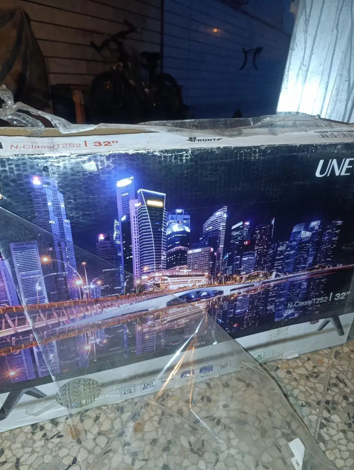 الی دی 32|تلویزیون و پروژکتور|قزوین, |دیوار