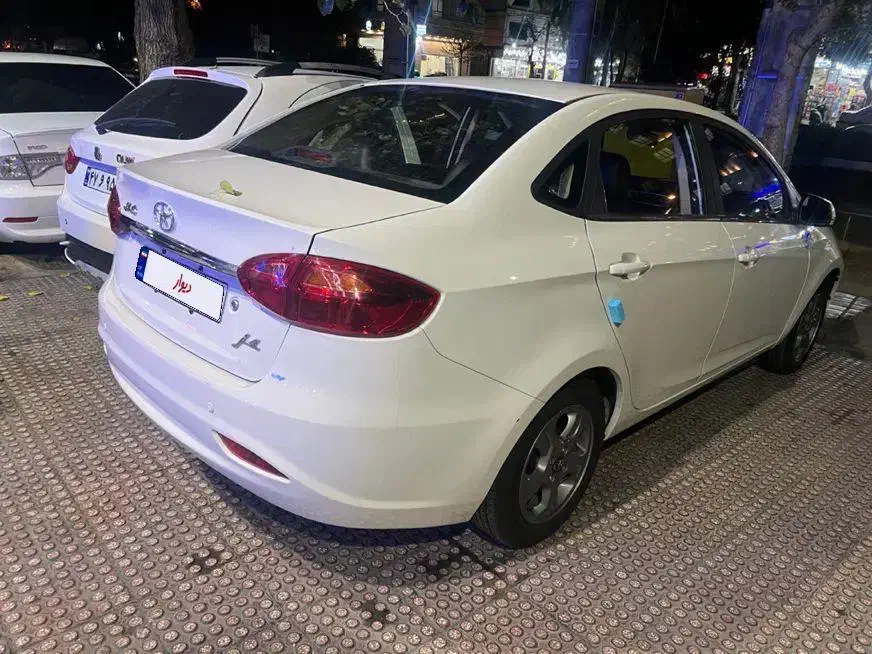 جک j4 کم کار معاوضه ۳ هزارتا کار معاوضه|خودرو سواری و وانت|تهران, کیانشهر|دیوار