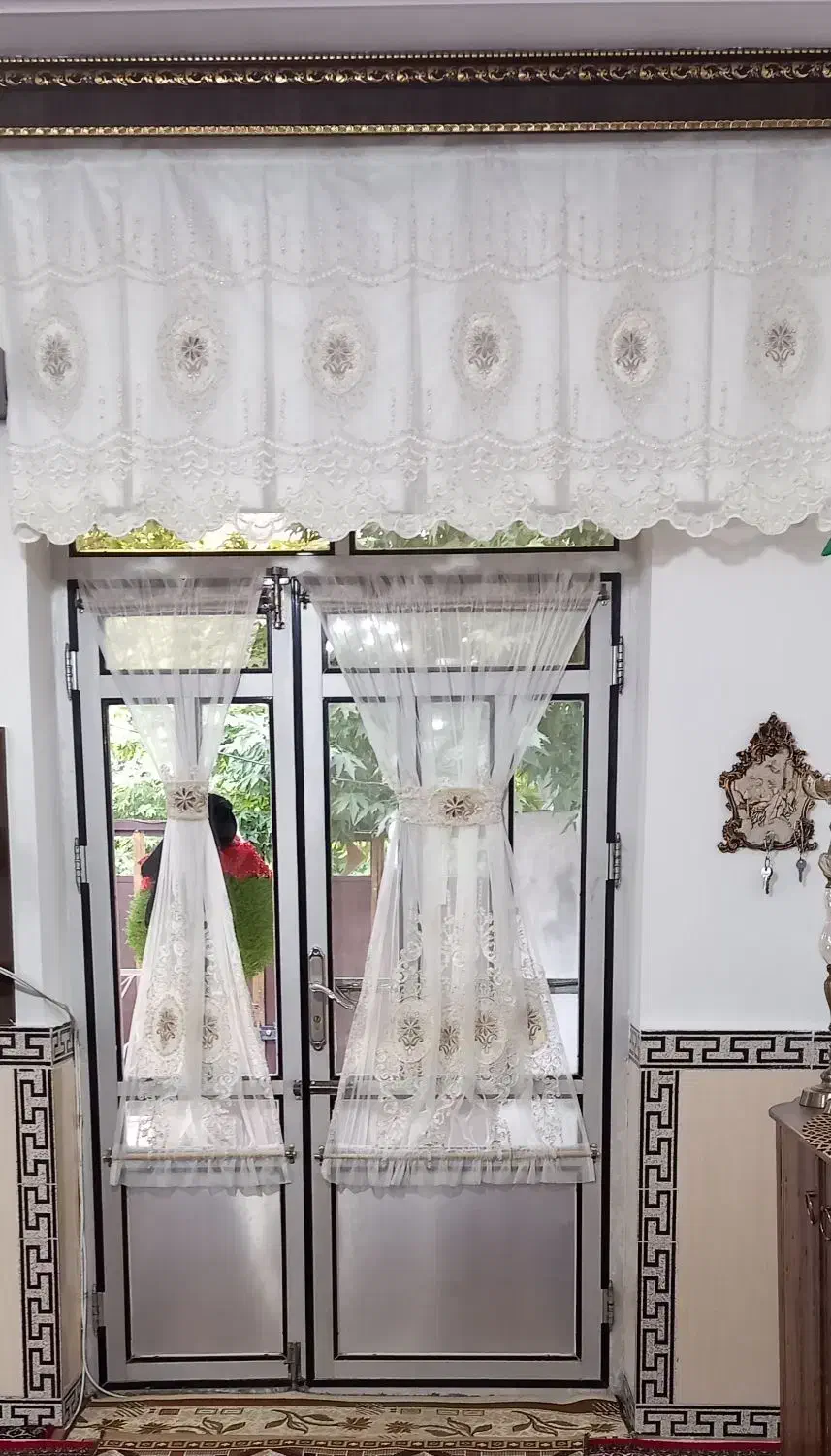 پرده|پرده، رانر، رومیزی|بیستون, |دیوار