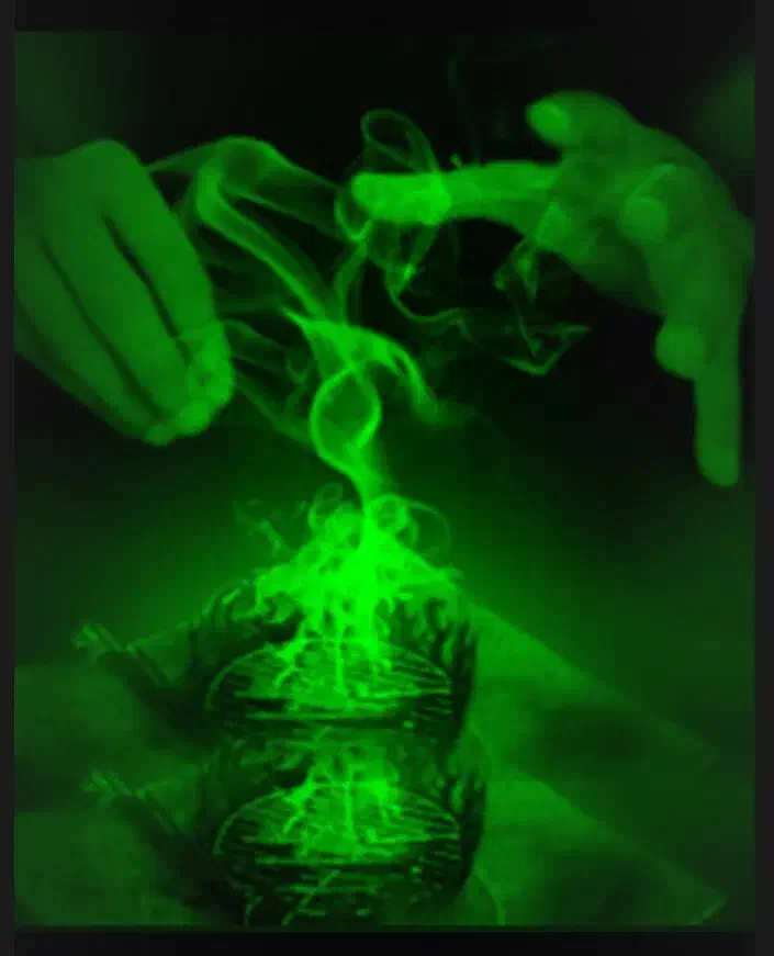 سرکتاب با قرآن|کتاب و مجله مذهبی|مشهد, حرم مطهر رضوی|دیوار