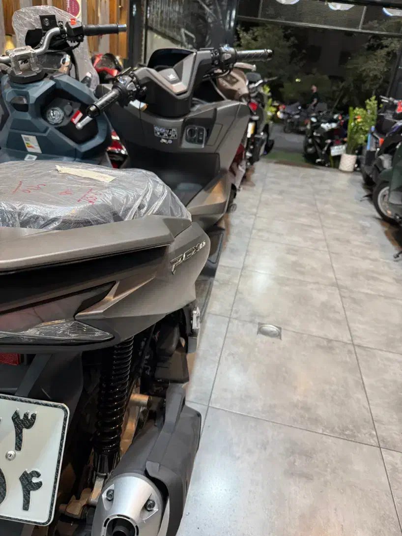 هوندا Pcx خشک|موتورسیکلت|تهران, مدائن|دیوار