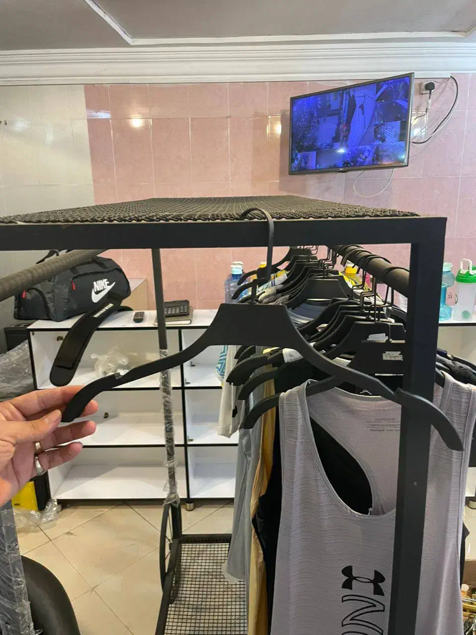 جالباسی و رگال لباس|فروشگاه و مغازه|رشت, لاکانی|دیوار