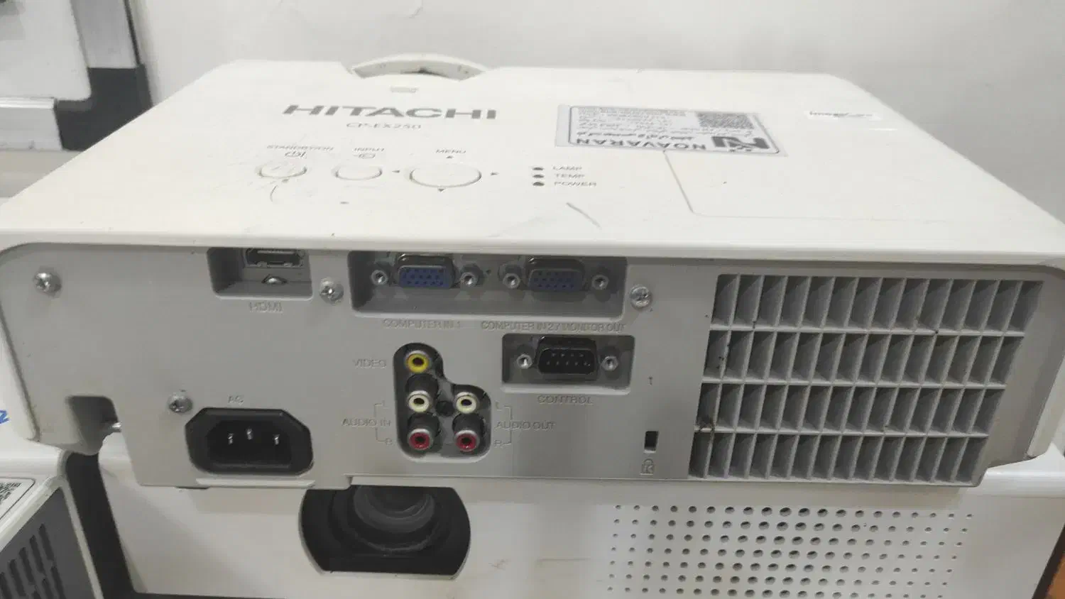 پروژکتور استوک|تلویزیون و پروژکتور|اهواز, نادری|دیوار