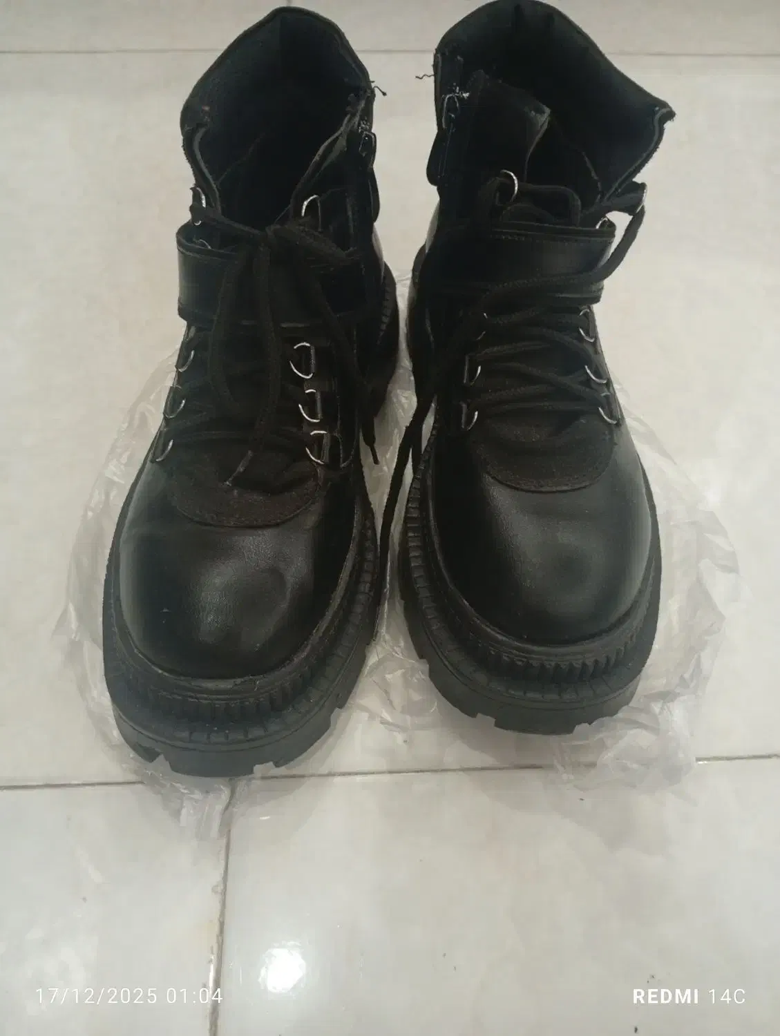 بت ا|کیف، کفش، کمربند|رشت, قاسمیه|دیوار