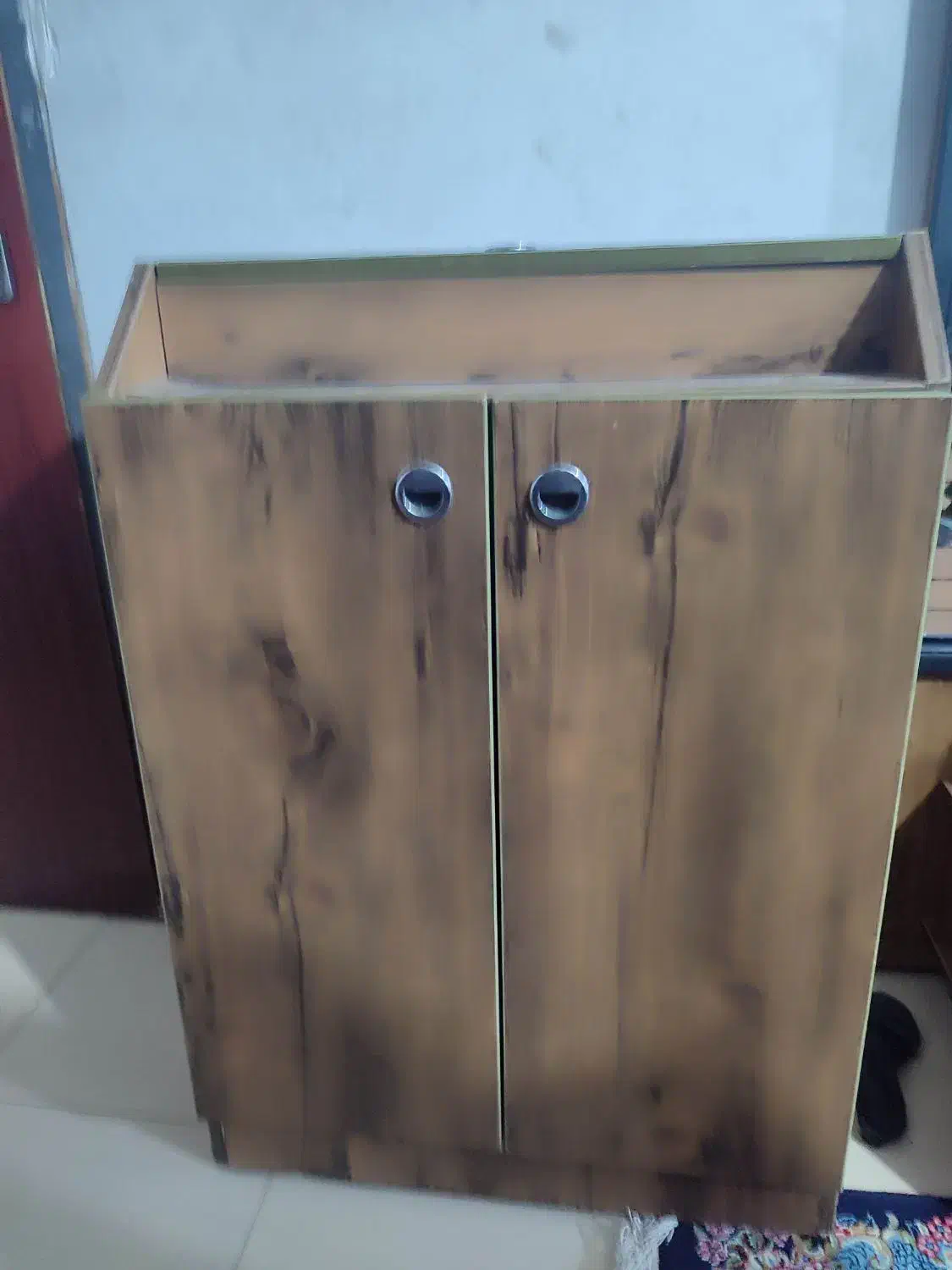 جاکفشی|جاکفشی، کمد، دراور|رشت, کوی امام رضا|دیوار