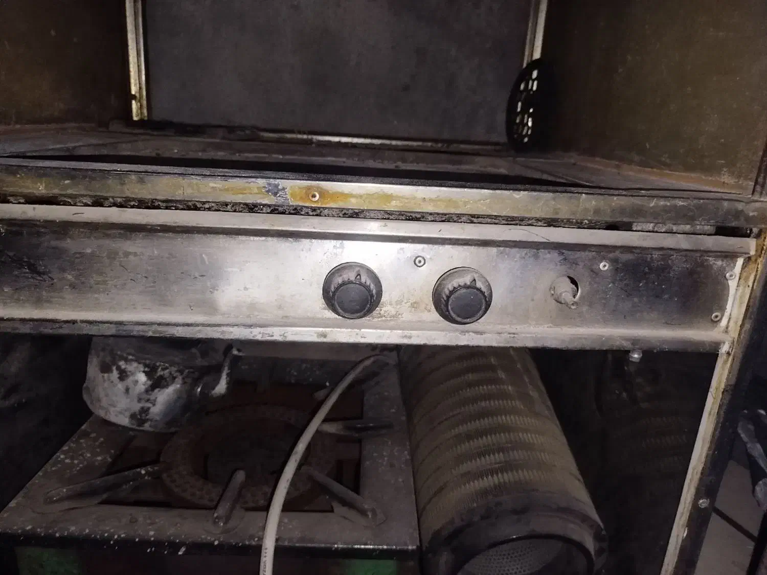 فر ساندویچی تک|کافی‌شاپ و رستوران|سلامی, |دیوار